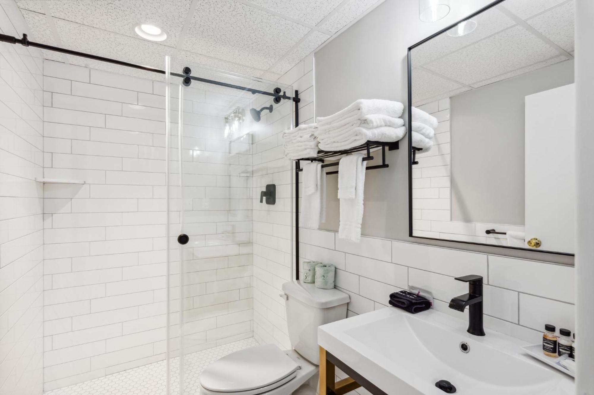 Cape Suites Room 8 - Free Parking! Hotel Room Рехобот-Біч Екстер'єр фото